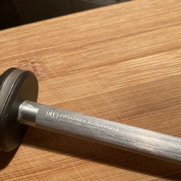 ZWILLING 10-inch Sharpening Steel - Picture 4 of 5